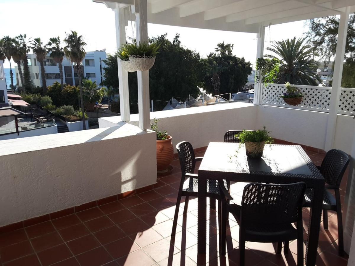 Blue Coast Semeli By The Sea Apartment Paphos Exterior photo