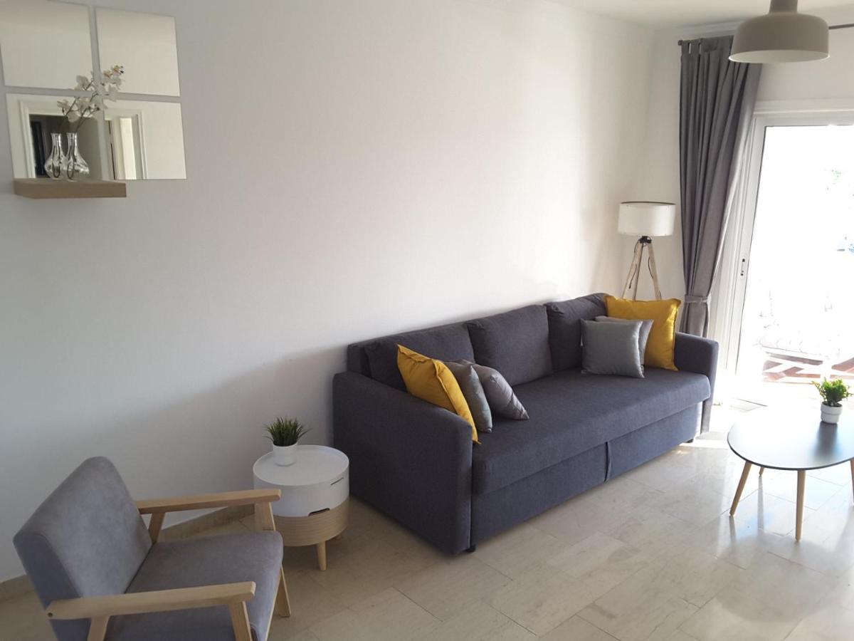 Blue Coast Semeli By The Sea Apartment Paphos Exterior photo