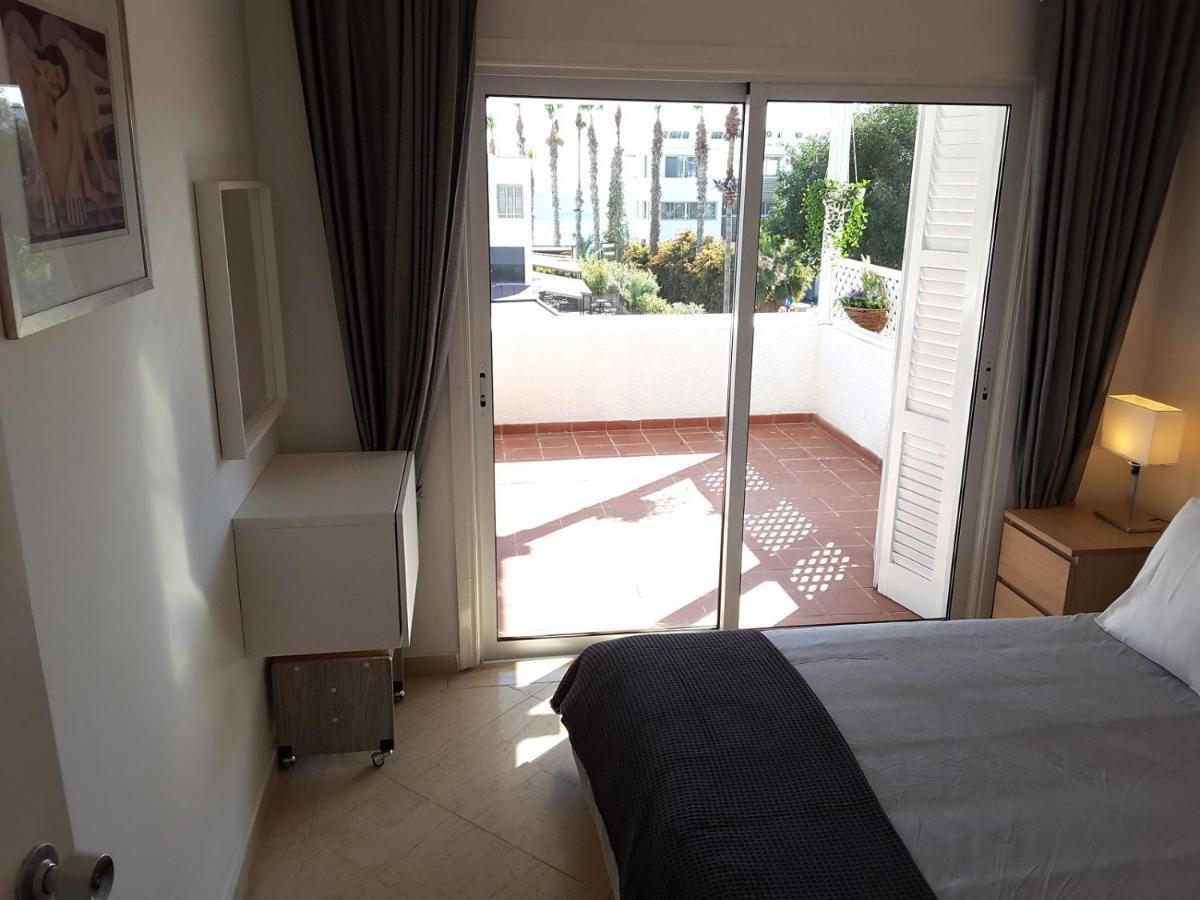 Blue Coast Semeli By The Sea Apartment Paphos Exterior photo